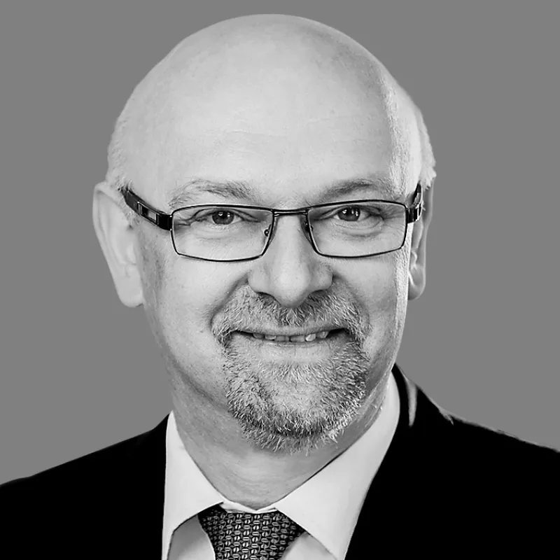 PROF. DR. MARTIN WINTER