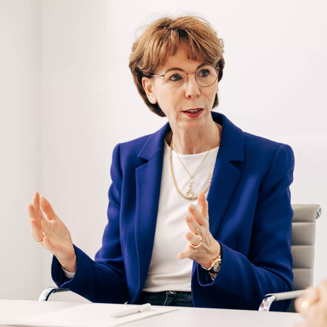 Hauke Stars joined the Volkswagen AG Management Board in February 2022. She is in charge of all Group activities in IT, data, organizational development, and process management.
