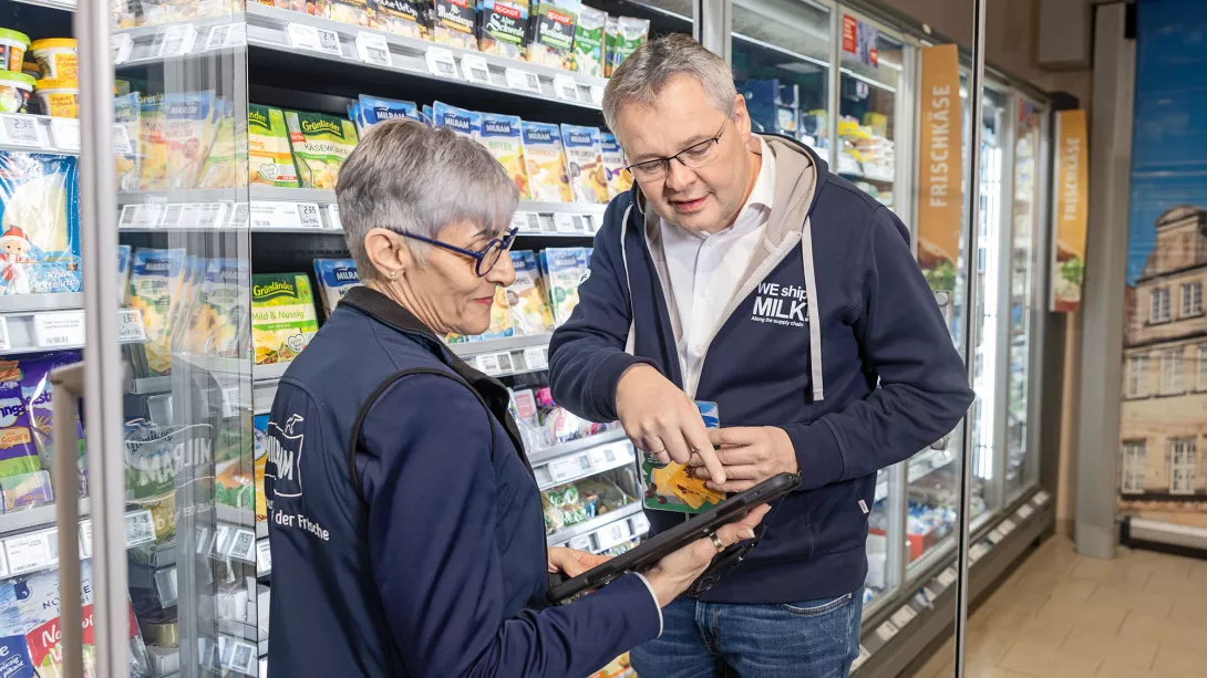 Diana Manteufel-Siata (District Sales Manager Brand Retail) und Ingo Müller 