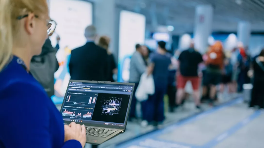 Digitale Erfassung und Analyse der Wege der Passagiere am Flughafen.