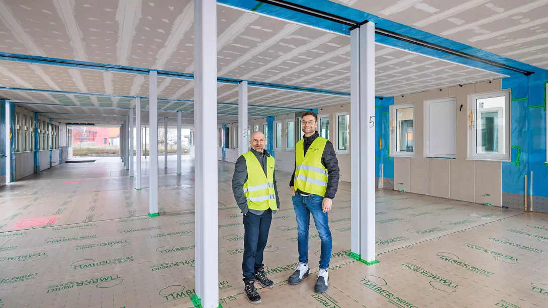 Oliver Hartmann, CEO (links) und Jonas Beuth, Produktentwickler bei Kleusberg.
