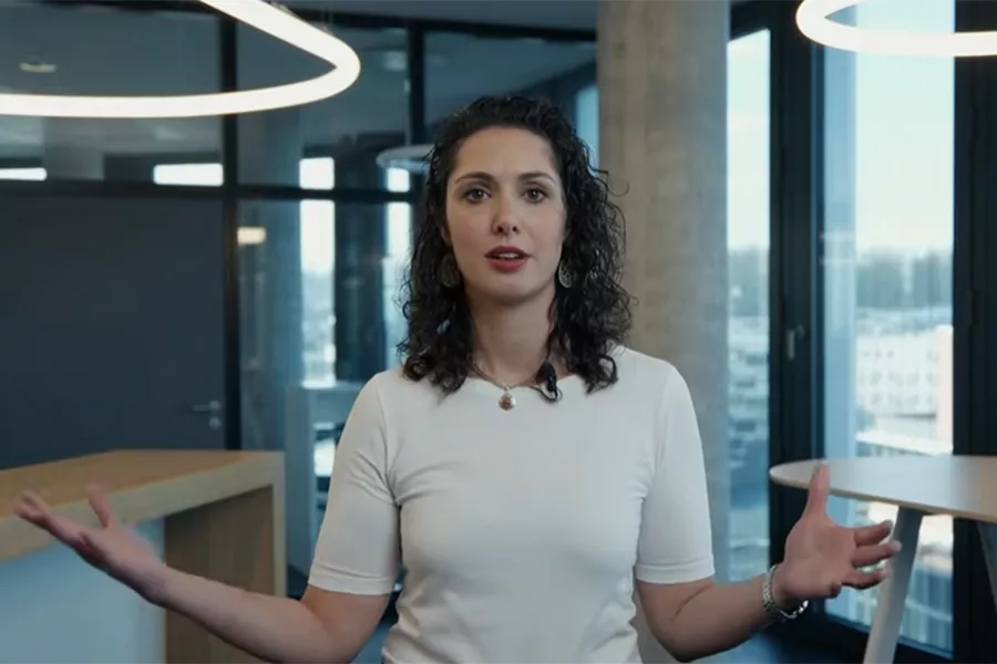 Dr. Leila Ali Cavasonza AI Expert Porsche Consulting Interview